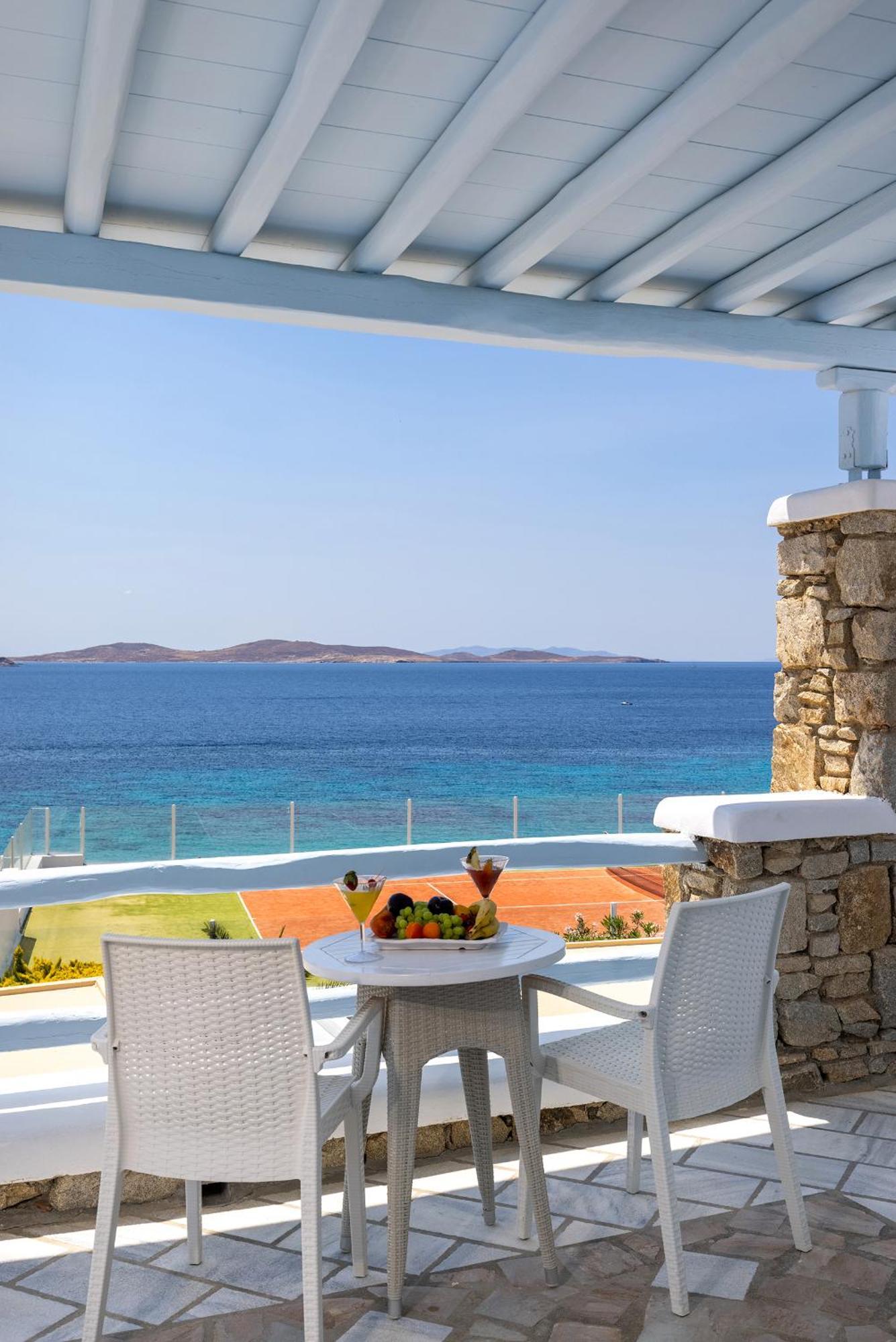 セント ジョン ホテル ヴィラズ ＆ スパ Agios Ioannis Diakoftis エクステリア 写真 View of the island from Mykonos